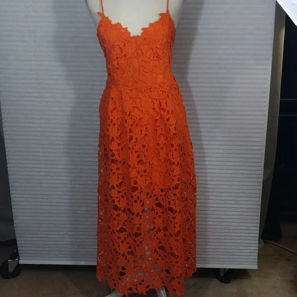 ENDLESS ROSE DRESS - Picture 2 of 12